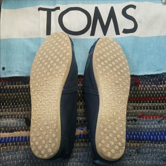 COPY - Toms Peacock Print Shoes - Picture 3 of 7